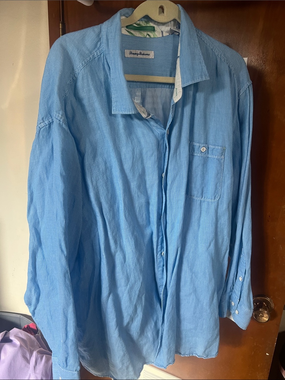 Tommy Bahama Light Blue Casual Button-Down Shirt